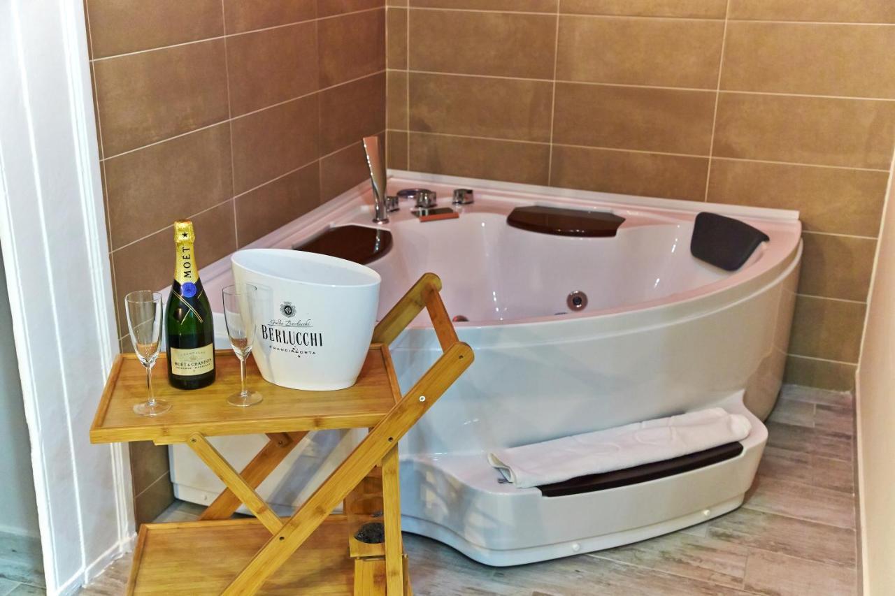 Artisti Bed&Dreams Bed & Breakfast Napoli Bagian luar foto